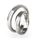純チタンの結婚指輪・マリッジリング・ペアリング セカンドマリッジリングにぴったりの体に負担をかけない指輪 定番人気で王道デザインの甲丸ペアリング