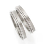 チタン結婚指輪 チタンマリッジリング プラチナコンビデザインペアリング大人の遊び心をくすぐるリング金属アレルギー対応で安心のチタンリング